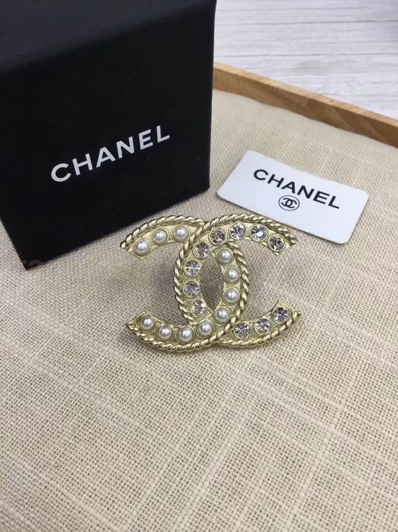 Chanel Brooch 435